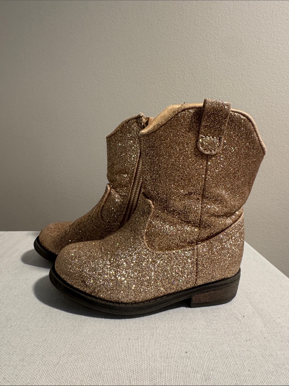 Maggie & Zoe Girls Glitter Gold Cowboy Boots